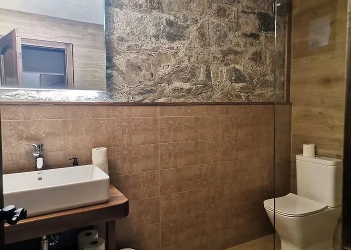 къща в родопа планина Leshten