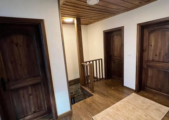 Βίλα къща в родопа планина Leshten